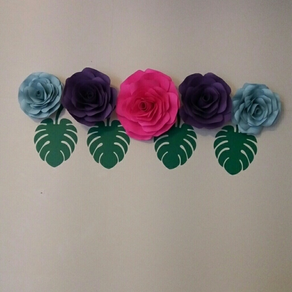 Paper flowers wall decor set of 5 rose and 4 leave